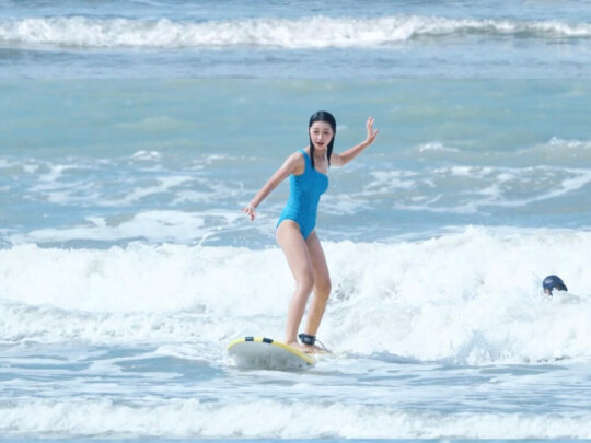 Surfing in Beihai