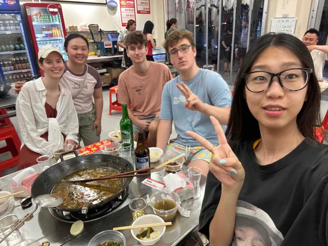 Dinner with Savannah and students