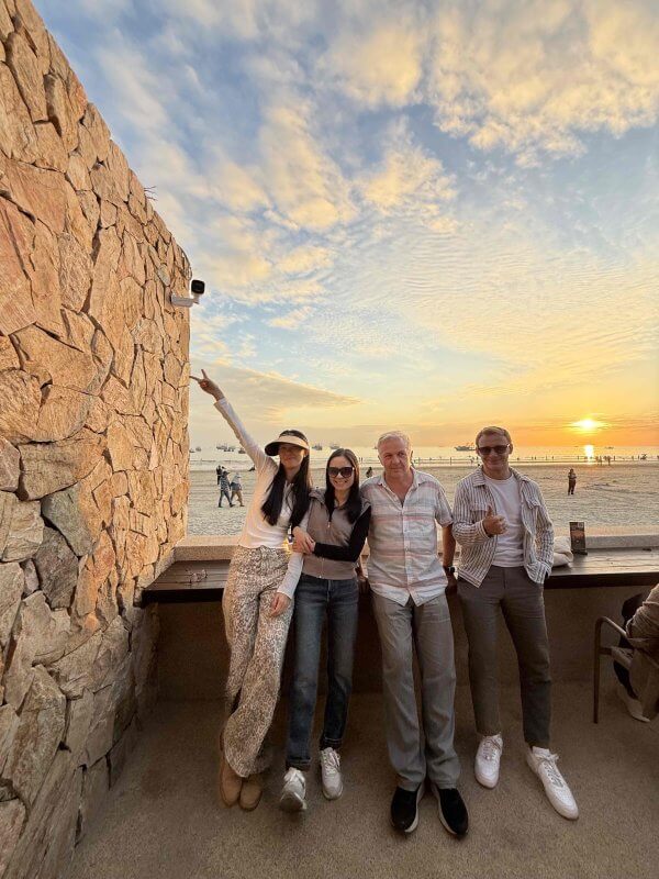 Learn Chinese Cheap by the Beach